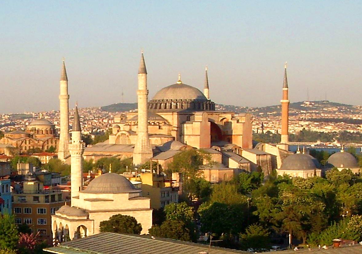 Santa Sofia, Erdogan abbatte l’ultimo “ponte” fra Occidente e Oriente (e l’UNESCO tace)
