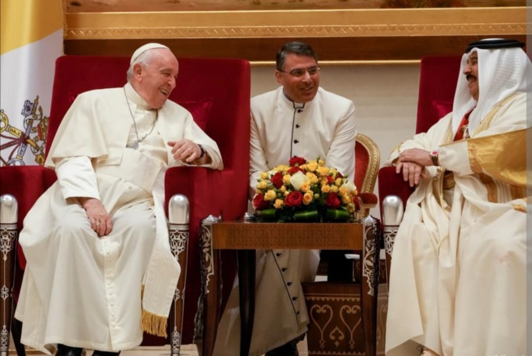 Il Papa fa incontrare Oriente e Occidente